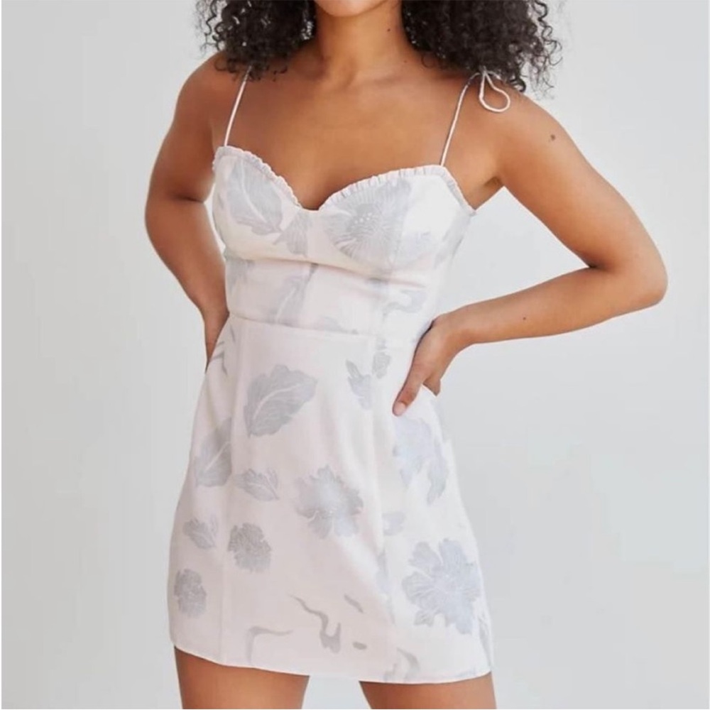 Wilfred aritzia fable dress